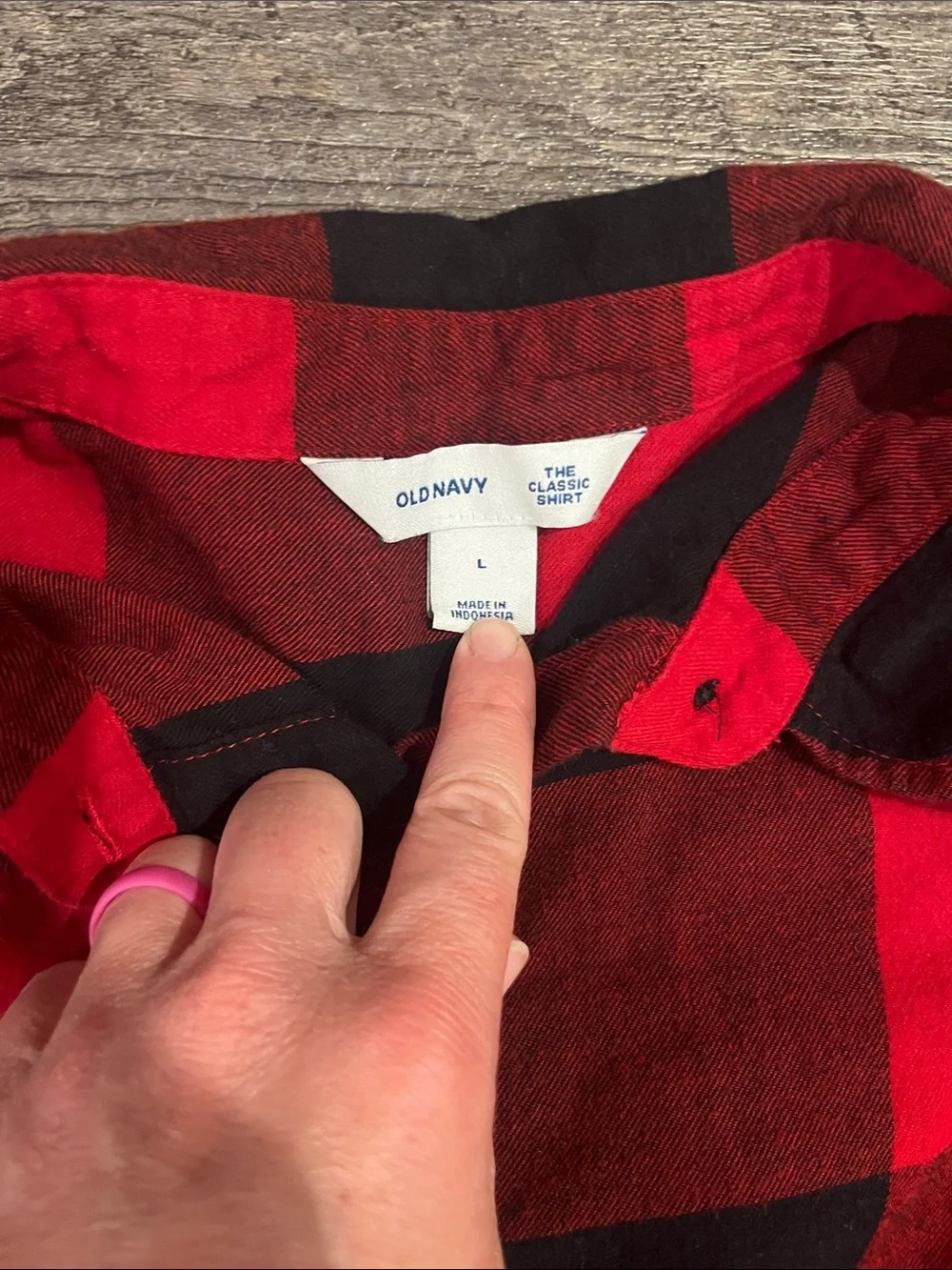 Old Navy Red & Black Buffalo Plaid Button-Down Shirt
